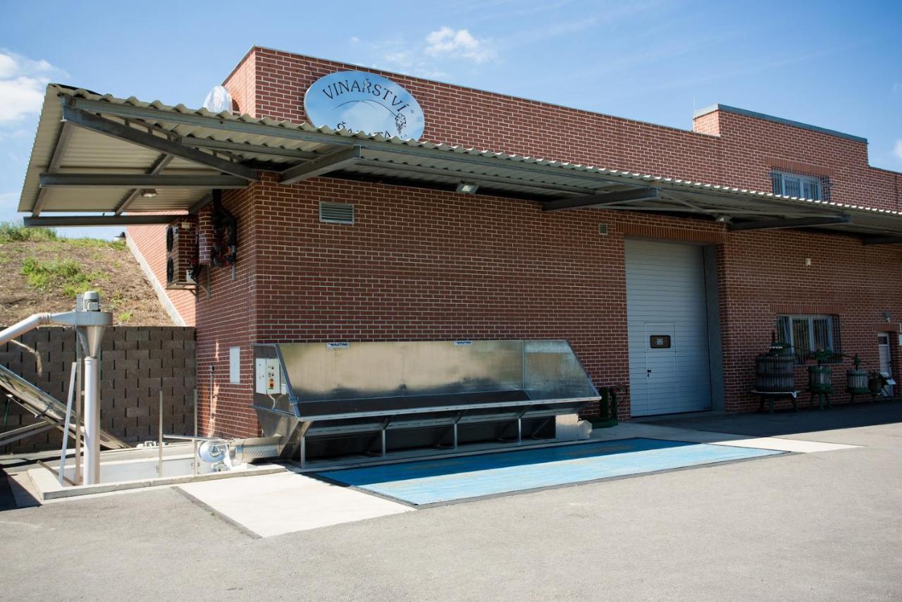 Penzion U Vinarstvi Sabata Zaječí Zewnętrze zdjęcie